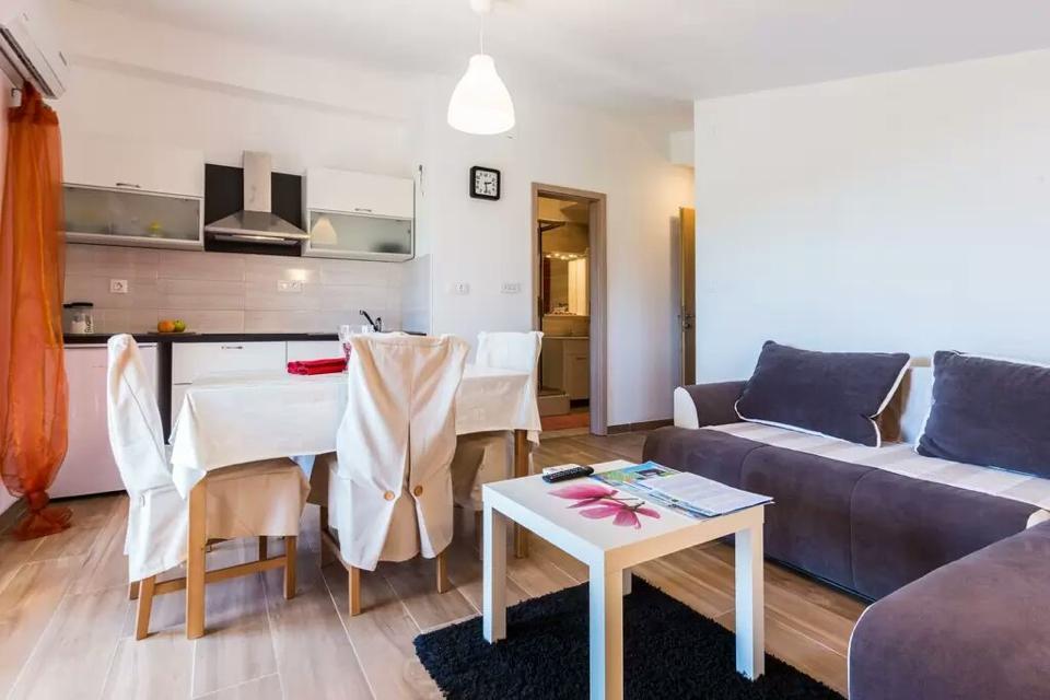 Apartments Marinka Biograd Na Moru Extérieur photo